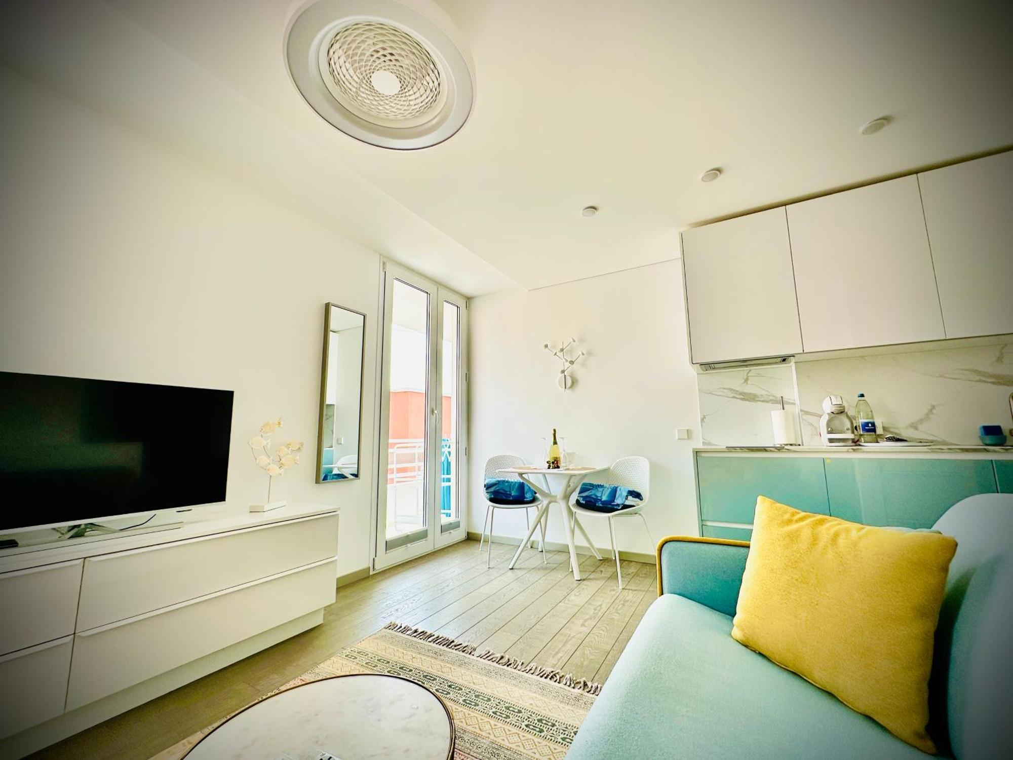 Amber Apartments - Sunny Studio Моро дел Хабле Екстериор снимка
